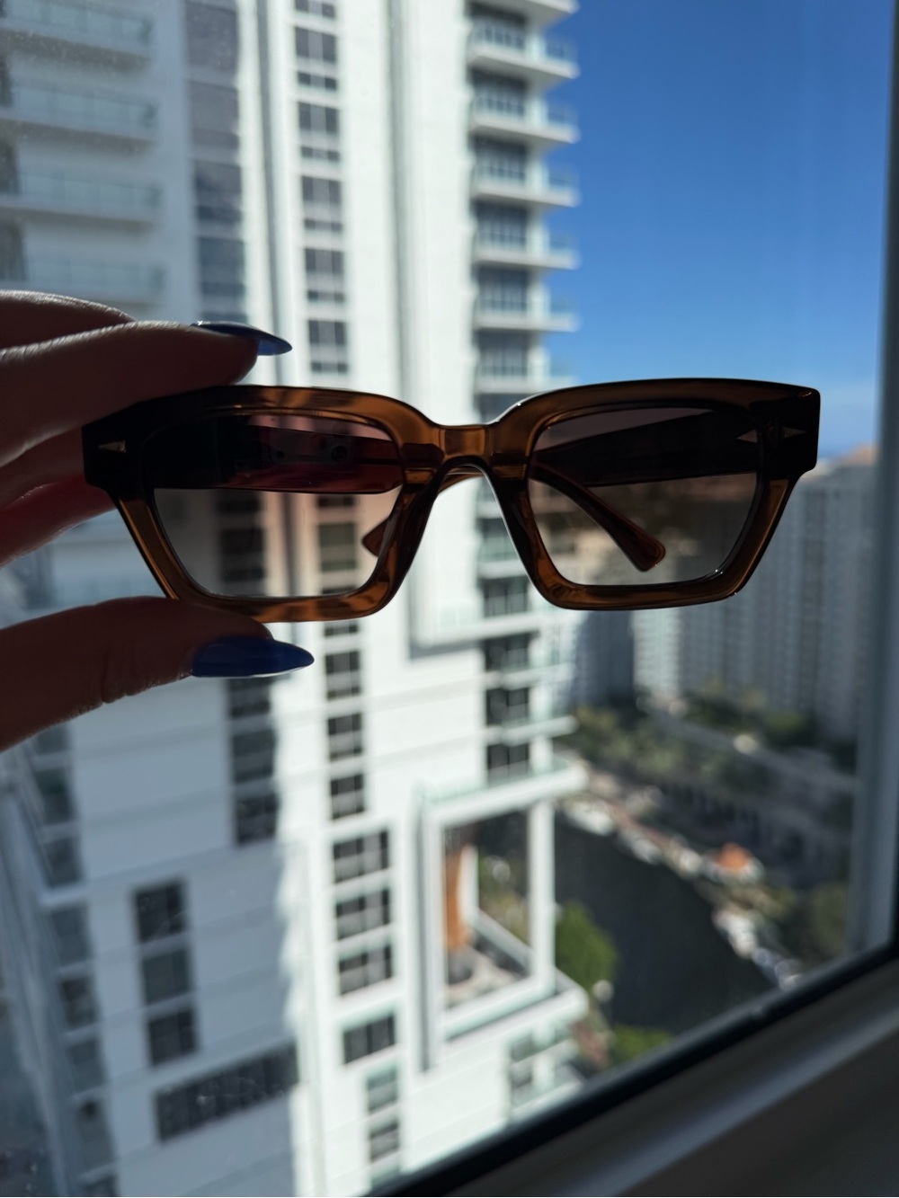 Tortoiseshell Rectangular Sunglasses for Women - Brown Lenses